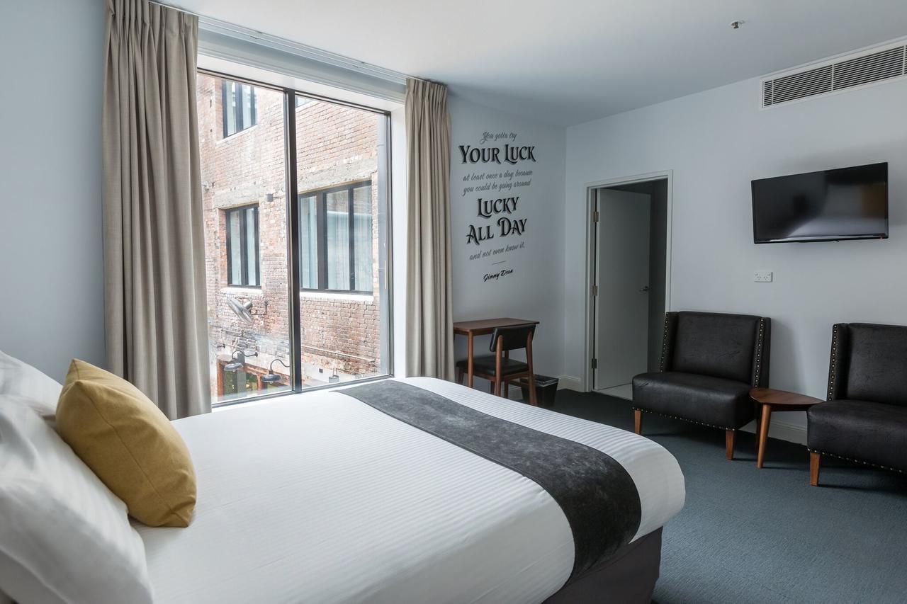 The Lucky Hotel Newcastle Eksteriør bilde