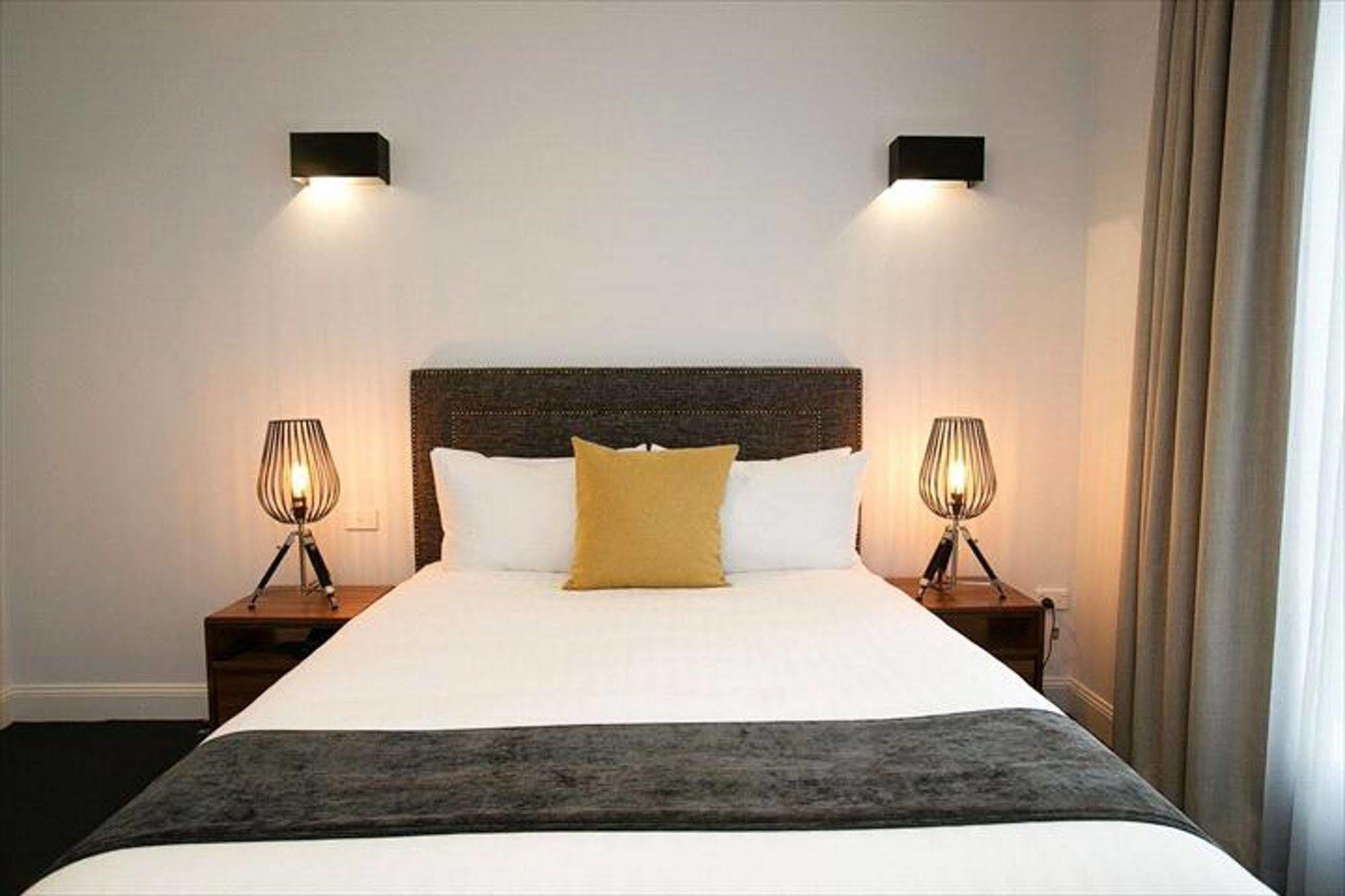 The Lucky Hotel Newcastle Eksteriør bilde