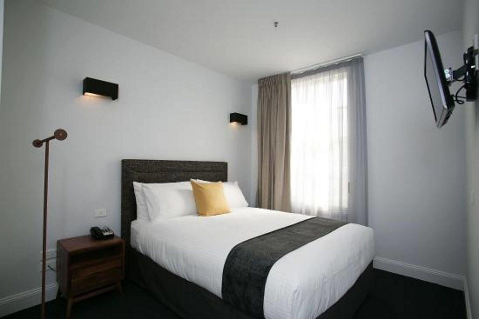 The Lucky Hotel Newcastle Eksteriør bilde