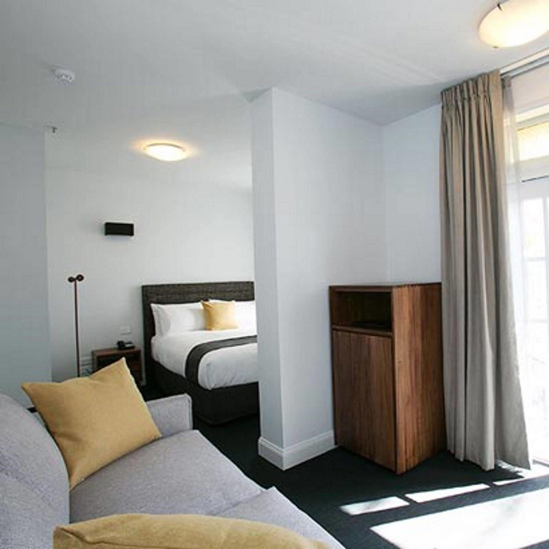 The Lucky Hotel Newcastle Eksteriør bilde
